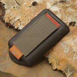 STREAMSIDE ACCESSORIES Fishpond Beavertail Fly Patch